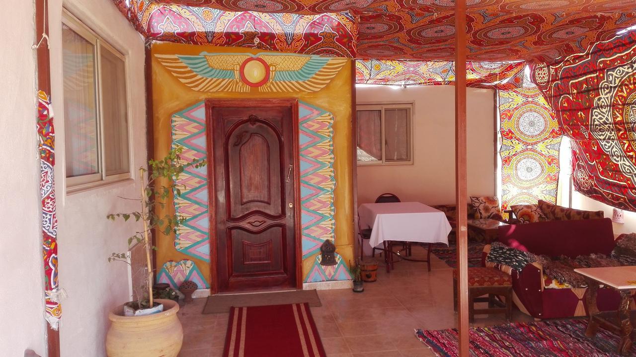 Pyramids Overlook Inn Kafret el-Gabal Exterior foto